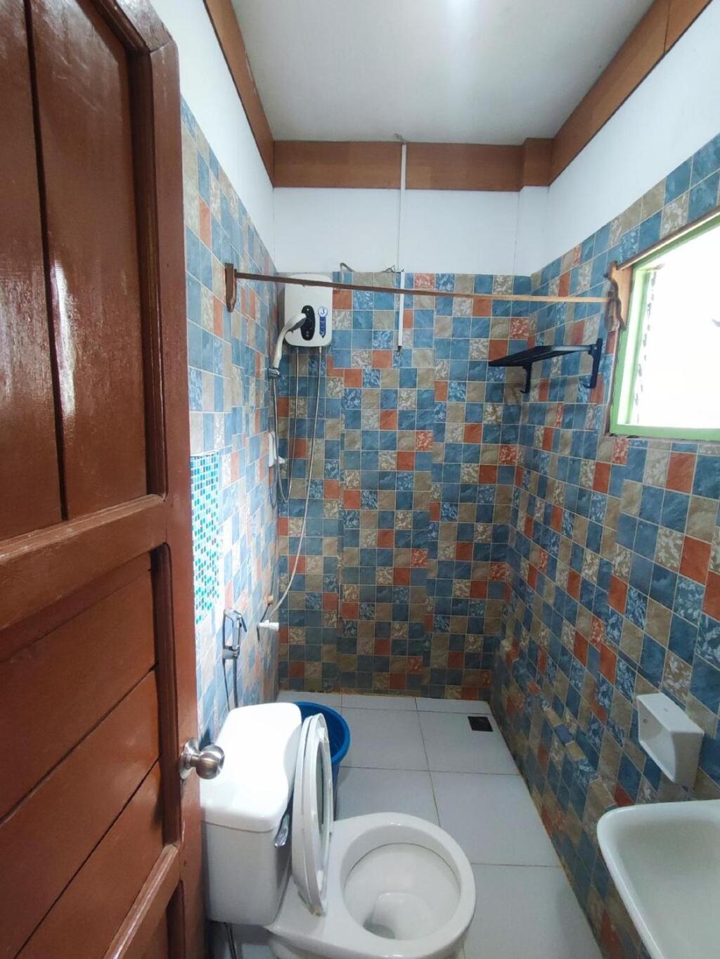 Alfa Beach Front Lodge El Nido Exterior foto